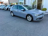 Usata VW Golf VIII Life 110 CV (80 kW) 2023 Grigio Berlina