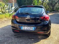 Usata Opel Astra 110 CV (80 kW) 2011 Nero Berlina