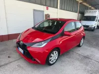 Usata Toyota Aygo X-cite 69 CV (50 kW) 2016 Rosso Utilitaria