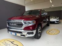 Usata RAM 1500 265 CV (194 kW) 2022 Bordeaux Pick-up