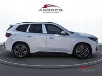 Nuova BMW X1 M Sport 150 CV (110 kW) 2026 Alpin white pastello SUV