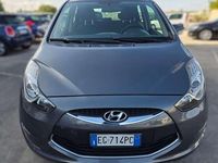 Begagnad Hyundai ix20 Style 90 HK (66 kW) 2011 Grå Halvkombi