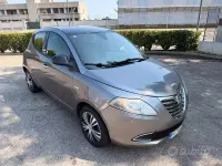 Usata Lancia Ypsilon Gold 69 CV (50 kW) 2012 Grigio Utilitaria