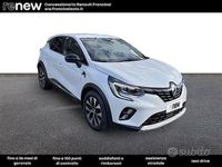 Usata Renault Captur Techno 101 CV (74 kW) 2022 Bianco SUV