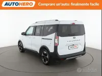 Käytetty Ford Tourneo Courier Active 125 HP (91 kW) 2024 Valkoinen Tila-auto
