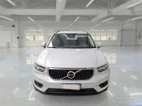 Usata Volvo XC40 Momentum 129 CV (94 kW) 2021 Grigio SUV