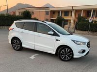 Usata Ford Kuga ST-Line 120 CV (88 kW) 2018 Bianco SUV