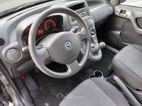 Usata Fiat Panda 69 CV (50 kW) 2011 Gray Utilitaria