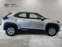 Usata Toyota Yaris Cross Active 116 CV (85 kW) 2022 Grigio SUV