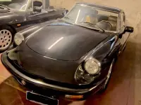 Usata Alfa Romeo Spider 117 CV (86 kW) 1992 Nero Cabrio