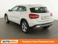 Usata Mercedes GLA180 110 CV (80 kW) 2017 Bianco SUV