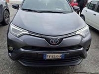 Second-hand Toyota RAV4 Hybrid 155 CP (114 kW) 2019 SUV