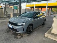 Usata Opel Corsa 101 CV (74 kW) 2024 Grigio Utilitaria