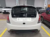 Usata Lancia Ypsilon Gold 69 CV (50 kW) 2023 Bianco Utilitaria