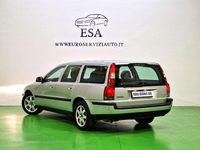Usata Volvo V70 163 CV (119 kW) 2002 Argento Station wagon