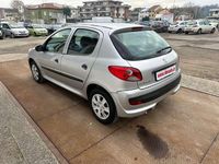 Usata Peugeot 206 60 CV (44 kW) 2011 Argento Berlina