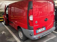 Usata Fiat Doblò Active 103 CV (75 kW) 2009 Rosso Monovolume