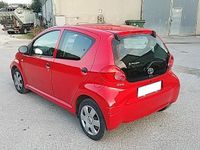 Usata Toyota Aygo 68 CV (50 kW) 2007 Rosso Utilitaria