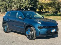 Usata Lynk & Co 01 179 CV (131 kW) 2023 Blu SUV