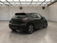 Usata Peugeot 208 Allure 102 CV (75 kW) 2022 Nero Utilitaria