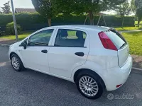 Usata Fiat Grande Punto 75 CV (55 kW) 2018 Utilitaria