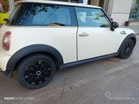 Usata Mini Cooper 2011 Bianco Utilitaria