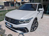 Usata VW Tiguan R-line 200 CV (147 kW) 2021 Bianco perlato SUV