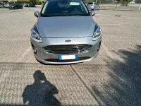 Usata Ford Fiesta 85 CV (62 kW) 2018 Grigio Utilitaria