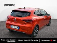 Usata Renault Clio V Techno 145 CV (106 kW) 2023 Arancione Utilitaria
