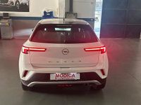 Usata Opel Mokka Elegance 100 CV (73 kW) 2021 Bianco SUV