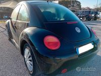 Usata VW New Beetle 102 CV (75 kW) 2003 Nero Utilitaria