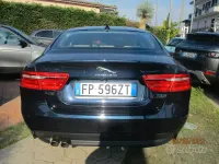 Usata Jaguar XE Portfolio 179 CV (131 kW) 2018 Blu/azzurro Berlina