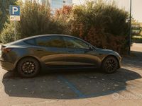 Usata Tesla Model 3 366 kW (498 CV) 2021 Grigio Berlina