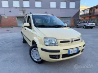 Usata Fiat Panda 69 CV (50 kW) 2012 Giallo Utilitaria