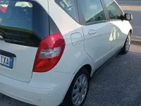 Usata Mercedes A180 Style 116 CV (85 kW) 2011 Bianco Utilitaria