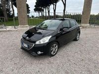 Usata Peugeot 208 Allure 82 CV (60 kW) 2012 Utilitaria