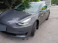Usata Tesla Model 3 Long Range AWD 152 kW (208 CV) 2019 Grigio Berlina