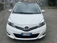 Usata Toyota Yaris Lounge 90 CV (66 kW) 2012 Utilitaria