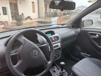 Usata Opel Corsa Edition 60 CV (44 kW) 2004 Berlina
