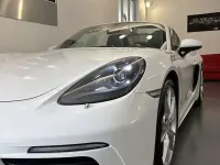 Usata Porsche 718 Boxster 300 CV (220 kW) 2018 Bianco Cabrio