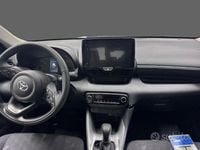 Nuova Toyota Yaris Hybrid Active 92 CV (67 kW) 2025 Bianco Berlina