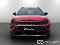 Nuova Jeep Avenger Overland 136 CV (100 kW) 2026 Ruby con tetto volcano SUV