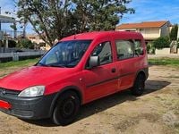 Usata Opel Combo 75 CV (55 kW) 2006 Berlina