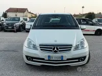 Usata Mercedes A160 Edition 95 CV (69 kW) 2011 Bianco Utilitaria