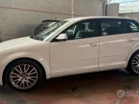 Usata Audi A3 Sportback Ambition 105 CV (77 kW) 2012 Bianco Utilitaria