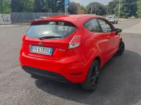 Usata Ford Fiesta 97 CV (71 kW) 2017 Rosso Utilitaria