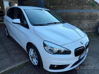 Usata BMW 218 Luxury Line 149 CV (109 kW) 2017 Bianco Station wagon
