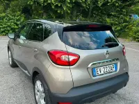 Usata Renault Captur 90 CV (66 kW) 2014 Giallo SUV