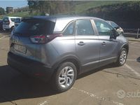 Usata Opel Crossland X 102 CV (75 kW) 2017 Grigio SUV