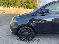 Usata Lancia Ypsilon Silver 69 CV (50 kW) 2021 Nero Utilitaria